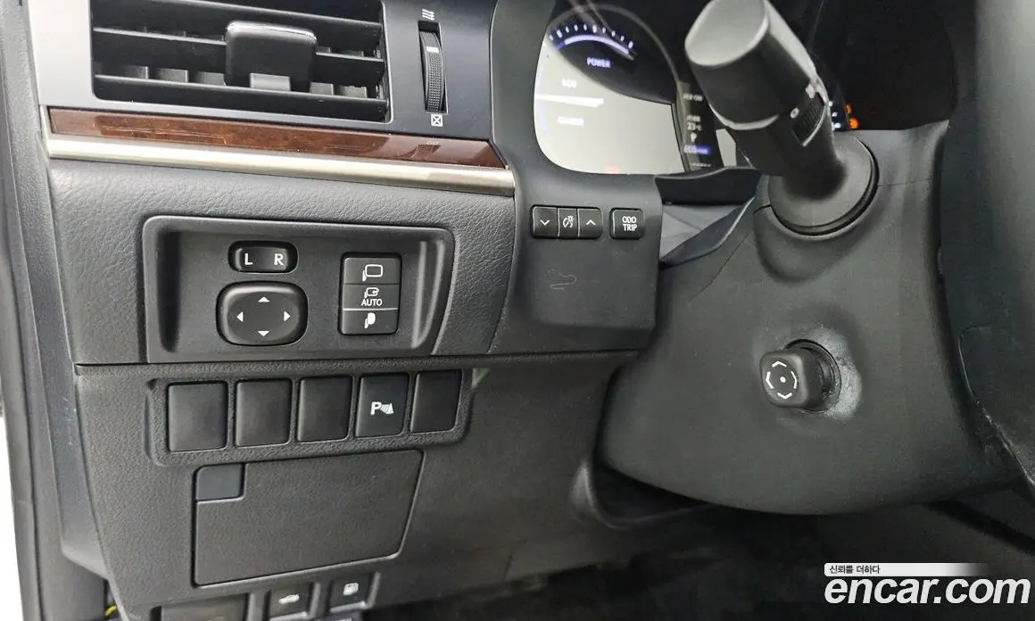 Lexus ES 2014 2.5 автомат (гидро), фото 15 Lexus ES 2014 2.5 автомат (гидро), фото 15