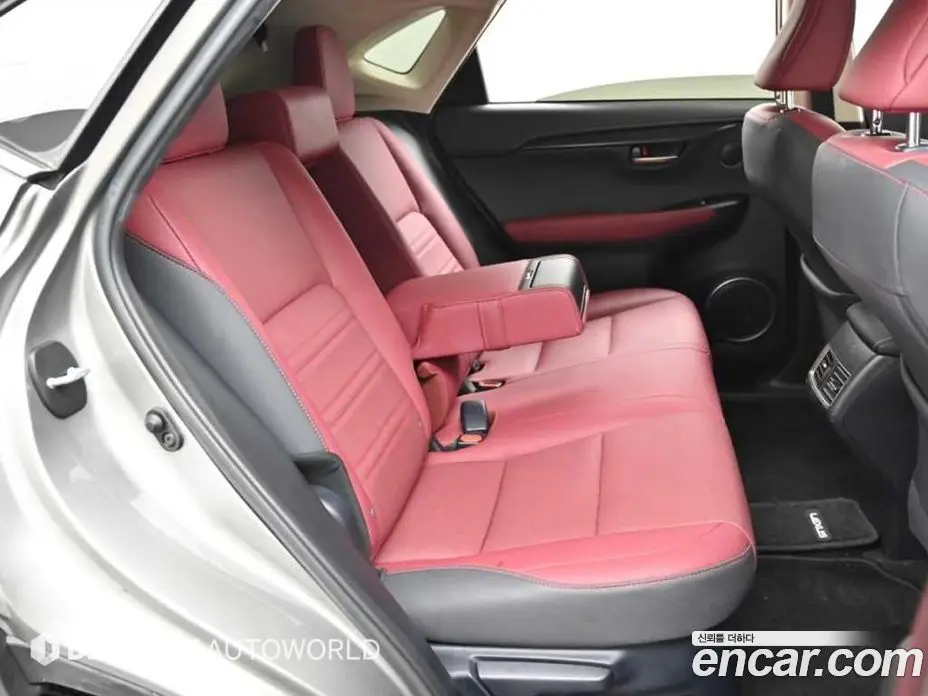 Lexus NX 2021 2.5 автомат (гидро), фото 12 Lexus NX 2021 2.5 автомат (гидро), фото 12
