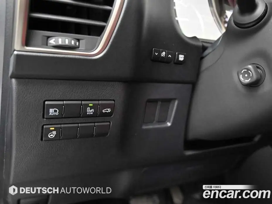 Lexus NX 2021 2.5 автомат (гидро), фото 17 Lexus NX 2021 2.5 автомат (гидро), фото 17