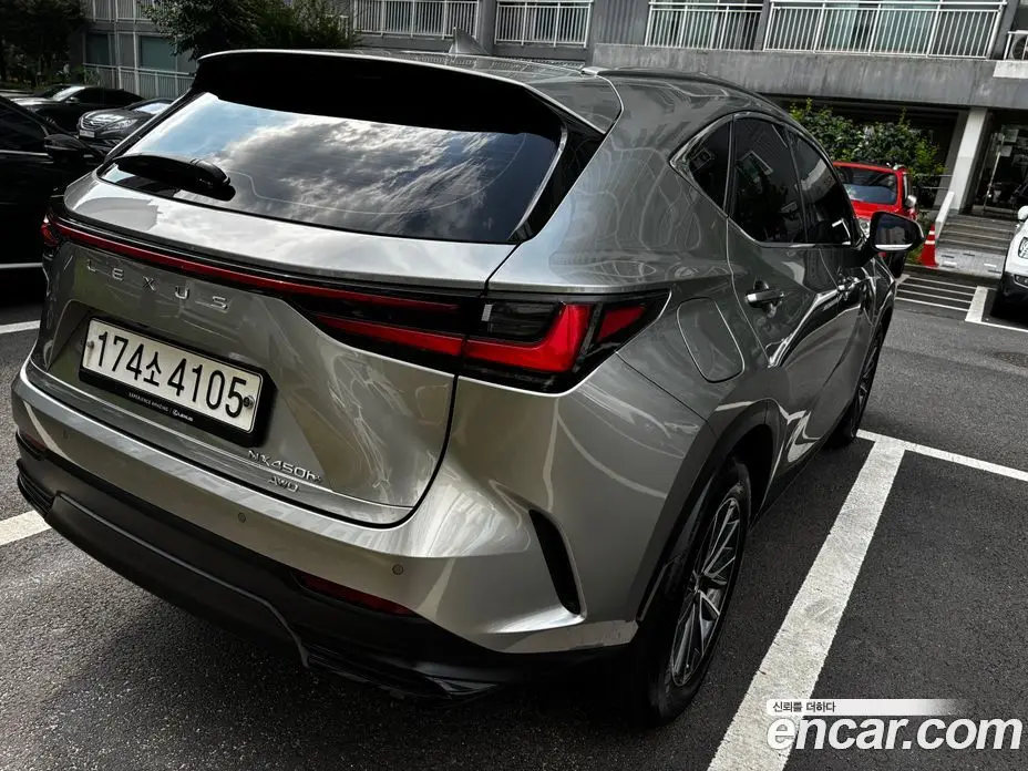 Lexus NX 2022 2.5 автомат (гидро), фото 2 Lexus NX 2022 2.5 автомат (гидро), фото 2