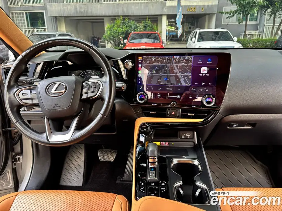 Lexus NX 2022 2.5 автомат (гидро), фото 7 Lexus NX 2022 2.5 автомат (гидро), фото 7