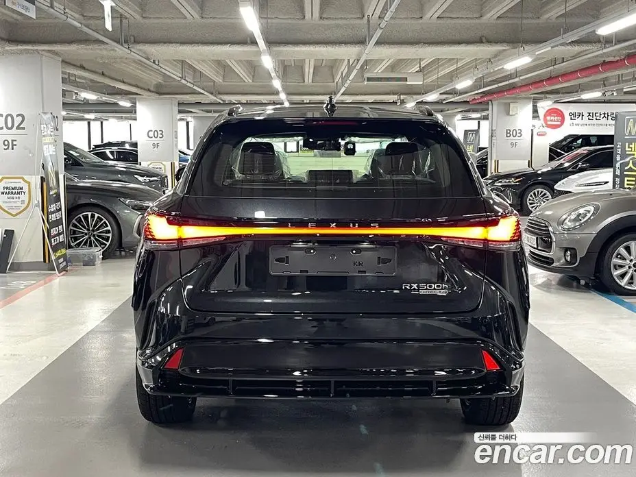 Lexus RX 2026 2.4 автомат (гидро), фото 4 Lexus RX 2026 2.4 автомат (гидро), фото 4