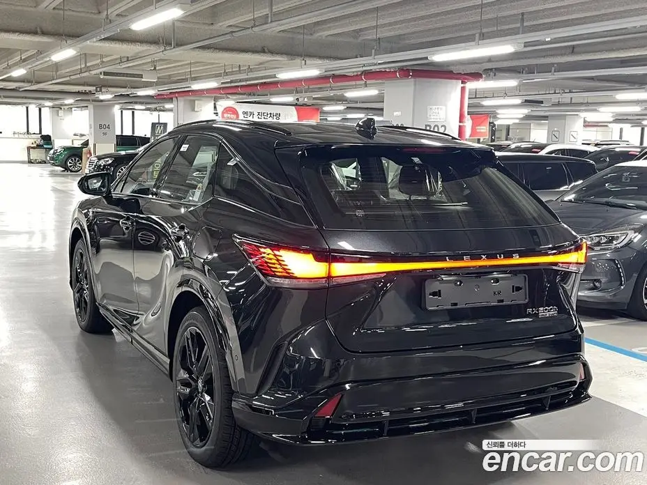 Lexus RX 2026 2.4 автомат (гидро), фото 5 Lexus RX 2026 2.4 автомат (гидро), фото 5