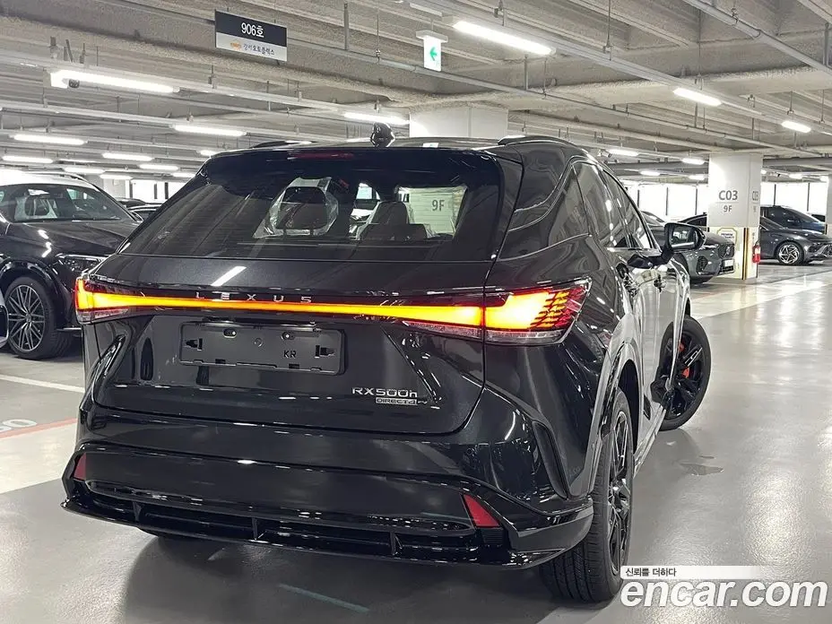 Lexus RX 2026 2.4 автомат (гидро), фото 9 Lexus RX 2026 2.4 автомат (гидро), фото 9