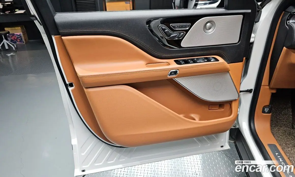 Lincoln Aviator 2022 3.0 автомат (гидро), фото 14 Lincoln Aviator 2022 3.0 автомат (гидро), фото 14