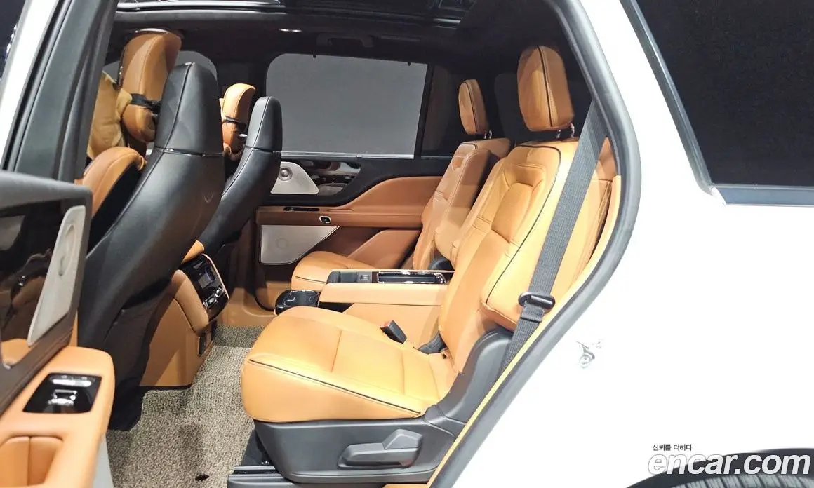 Lincoln Aviator 2022 3.0 автомат (гидро), фото 18 Lincoln Aviator 2022 3.0 автомат (гидро), фото 18
