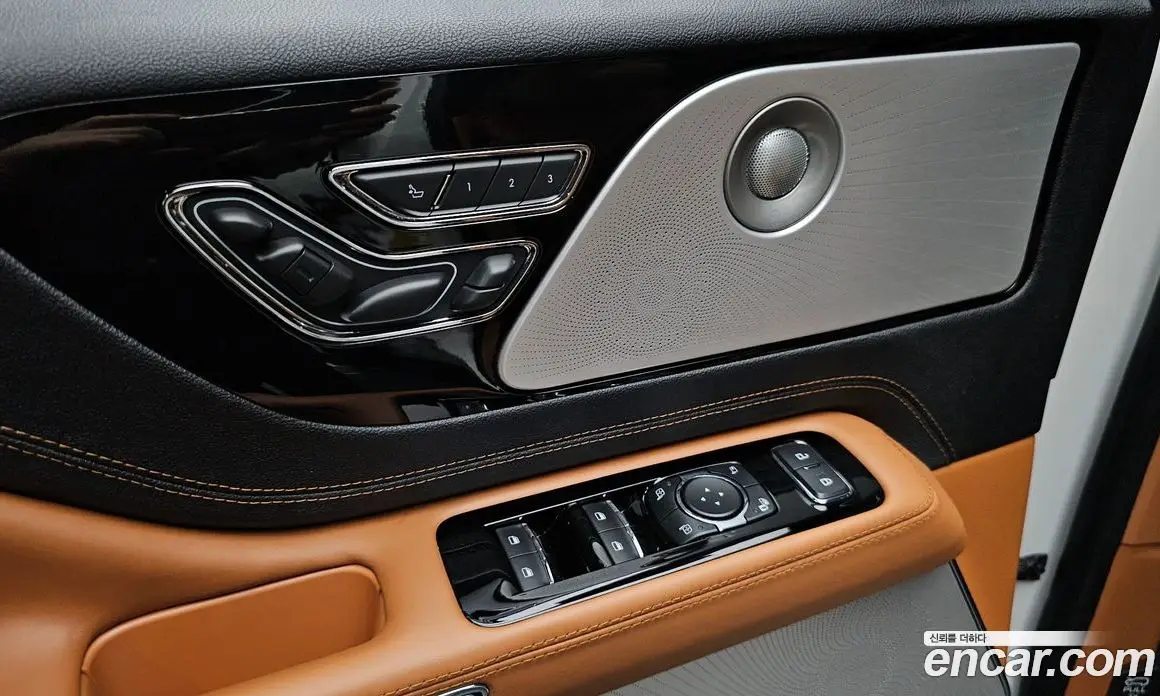 Lincoln Aviator 2022 3.0 автомат (гидро), фото 36 Lincoln Aviator 2022 3.0 автомат (гидро), фото 36