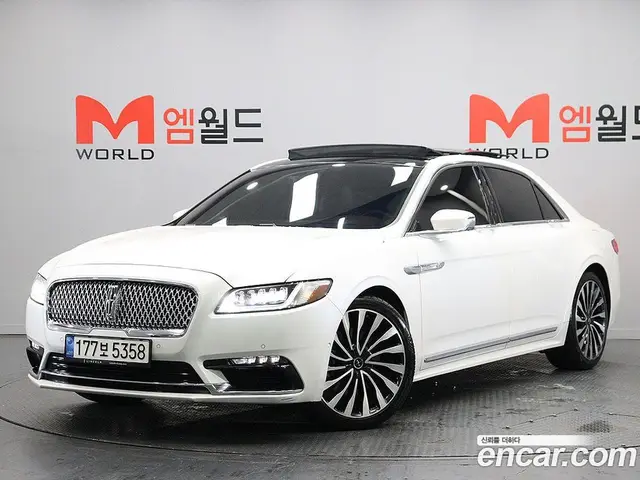 Lincoln Continental, 2017, 135 740 км Lincoln Continental, 2017, 135 740 км