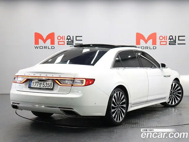 Lincoln Continental 2017 3.0 автомат (гидро), миниатюра 3 Lincoln Continental 2017 3.0 автомат (гидро), миниатюра 3