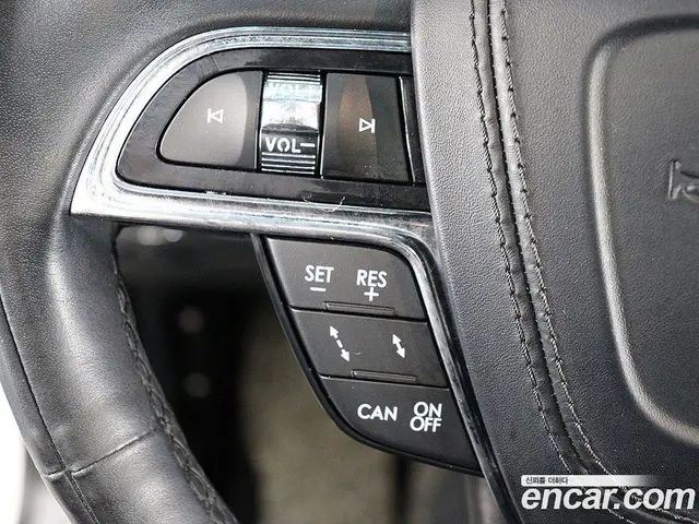 Lincoln Continental 2017 3.0 автомат (гидро), миниатюра 10 Lincoln Continental 2017 3.0 автомат (гидро), миниатюра 10