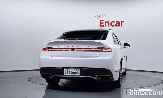 Lincoln MKZ 2017 2.0 автомат (гидро), миниатюра 4 Lincoln MKZ 2017 2.0 автомат (гидро), миниатюра 4