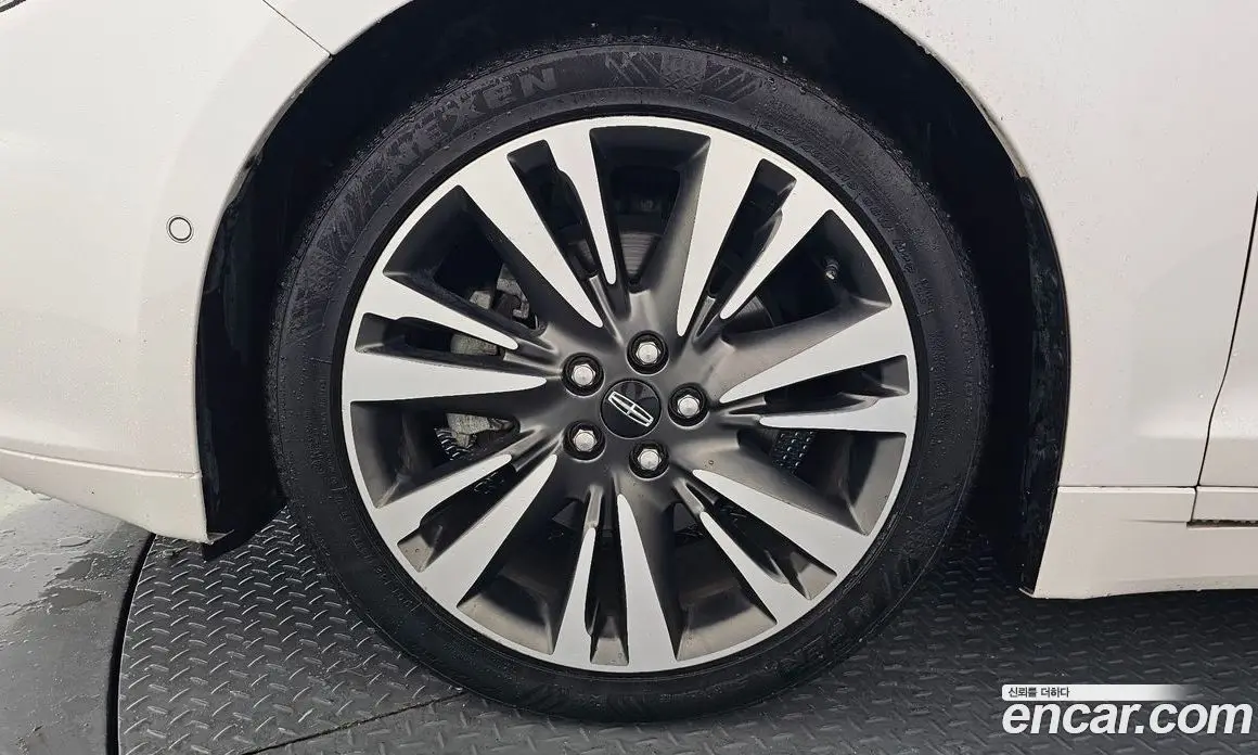 Lincoln MKZ 2017 2.0 автомат (гидро), фото 5 Lincoln MKZ 2017 2.0 автомат (гидро), фото 5