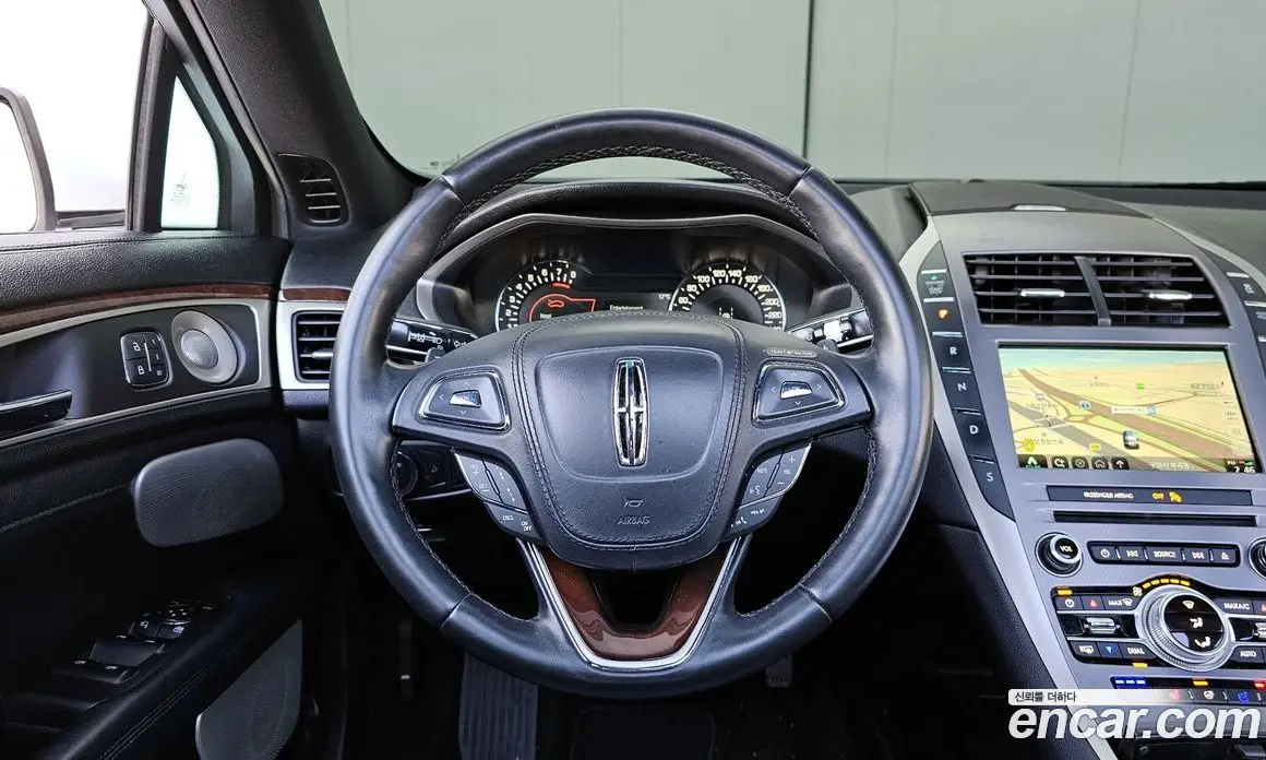 Lincoln MKZ 2018 2.0 автомат (гидро), фото 13 Lincoln MKZ 2018 2.0 автомат (гидро), фото 13