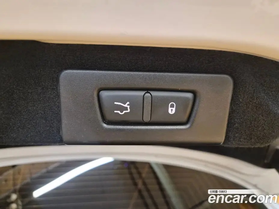 Maserati Ghibli 2017 3.0 автомат (гидро), фото 19 Maserati Ghibli 2017 3.0 автомат (гидро), фото 19