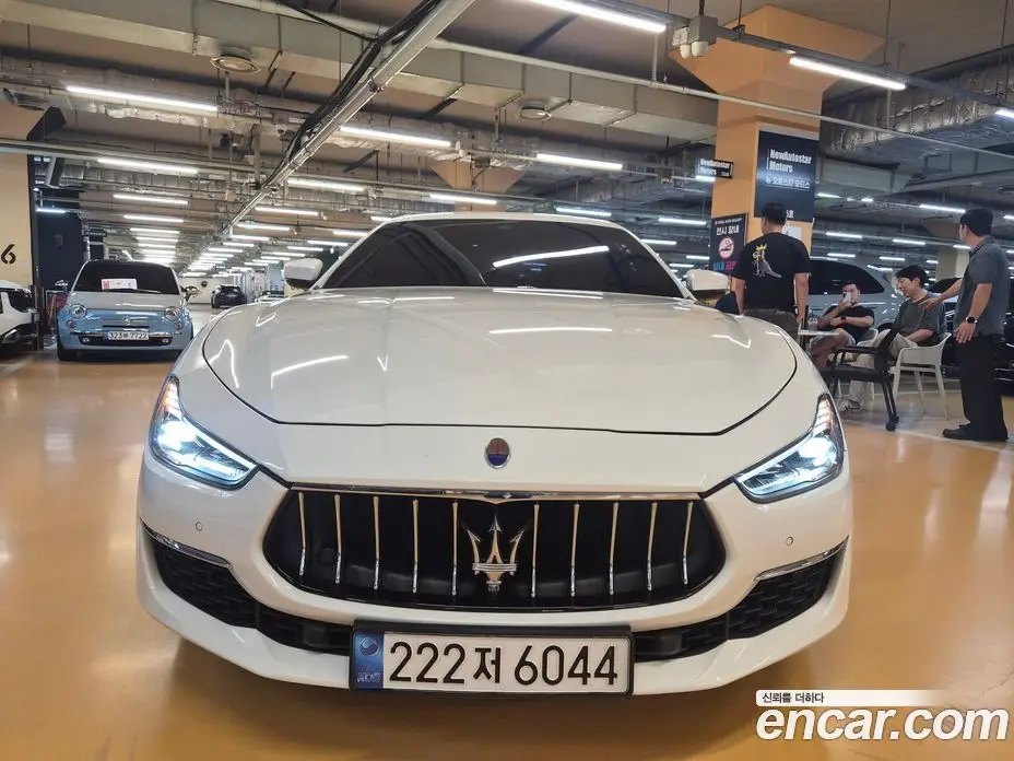 Maserati Ghibli 2017 3.0 автомат (гидро), фото 3 Maserati Ghibli 2017 3.0 автомат (гидро), фото 3