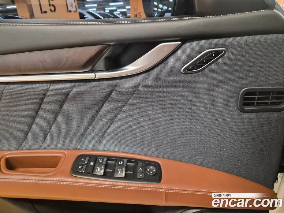 Maserati Ghibli 2017 3.0 автомат (гидро), фото 10 Maserati Ghibli 2017 3.0 автомат (гидро), фото 10