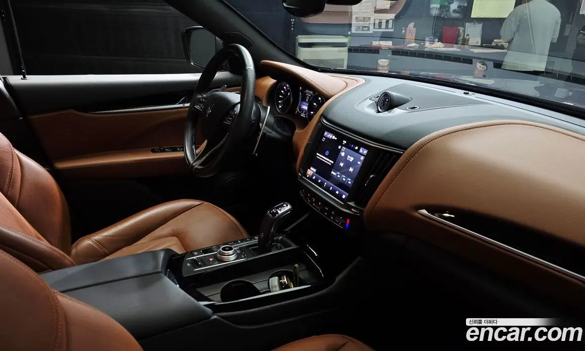 Maserati Levante 2021 2.0 автомат (гидро), фото 26