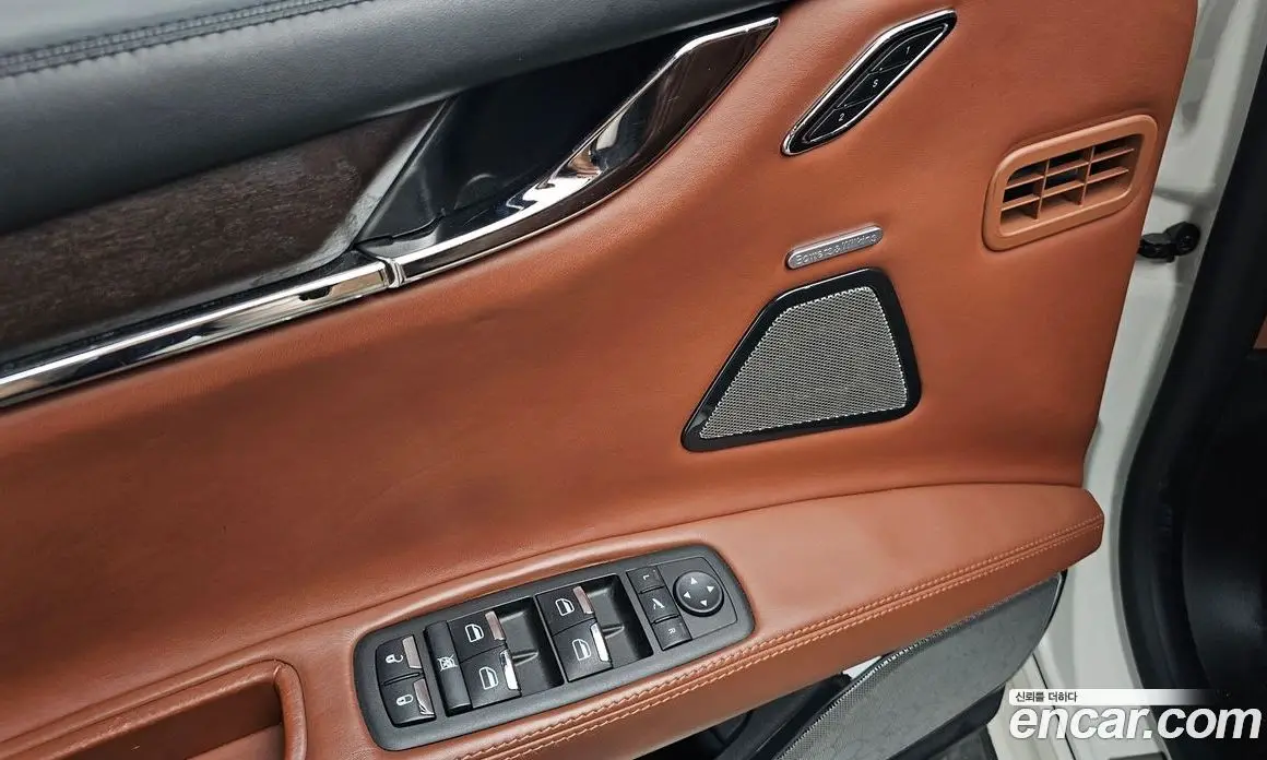 Maserati Quattroporte 2014 3.0 автомат (гидро), фото 17 Maserati Quattroporte 2014 3.0 автомат (гидро), фото 17