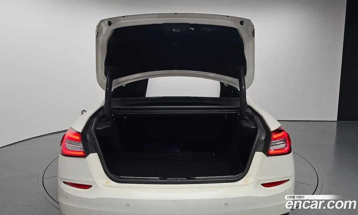 Maserati Quattroporte 2014 3.0 автомат (гидро), фото 20 Maserati Quattroporte 2014 3.0 автомат (гидро), фото 20