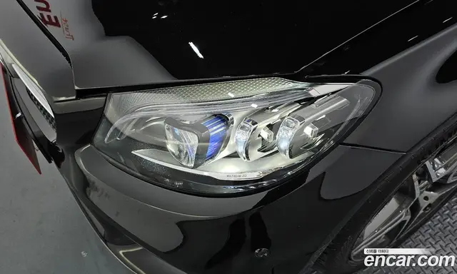 Mercedes-Benz C-Class 2020 2.0 автомат (гидро), миниатюра 8 Mercedes-Benz C-Class 2020 2.0 автомат (гидро), миниатюра 8
