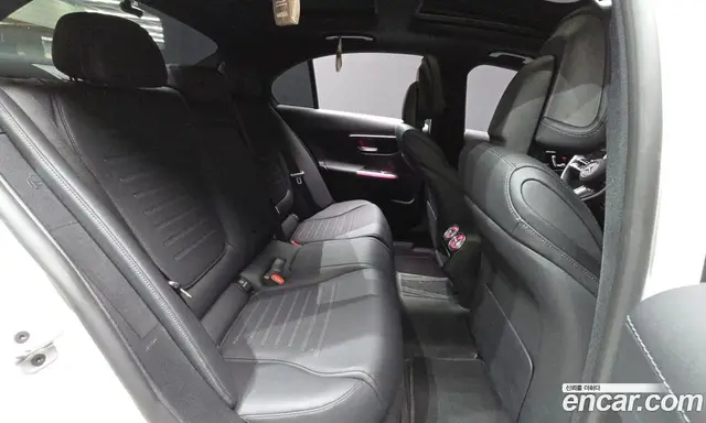 Mercedes-Benz C-Class 2024 2.0 автомат (гидро), миниатюра 12