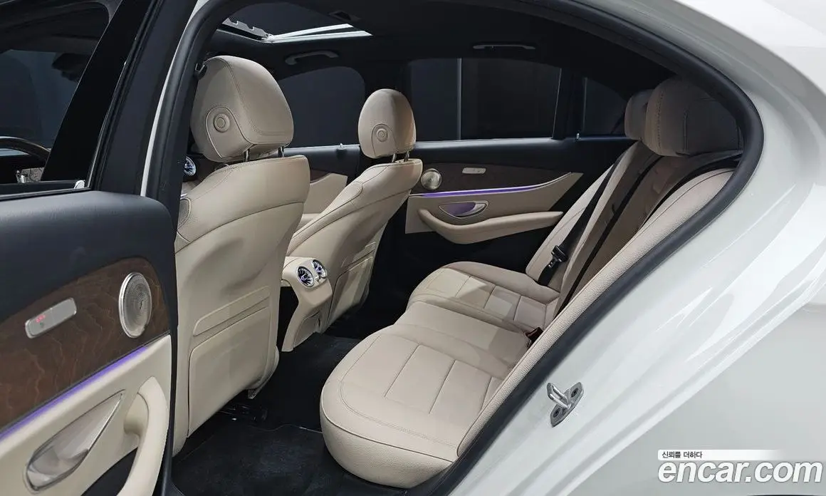 Mercedes-Benz E-Class 2022 2.0 автомат (гидро), фото 16 Mercedes-Benz E-Class 2022 2.0 автомат (гидро), фото 16