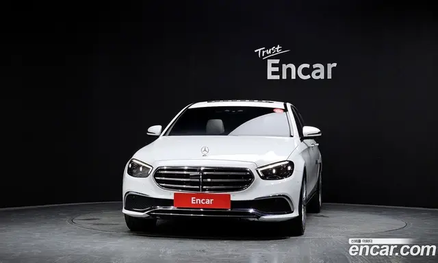 Mercedes-Benz E-Class 2022 2.0 автомат (гидро), миниатюра 3 Mercedes-Benz E-Class 2022 2.0 автомат (гидро), миниатюра 3