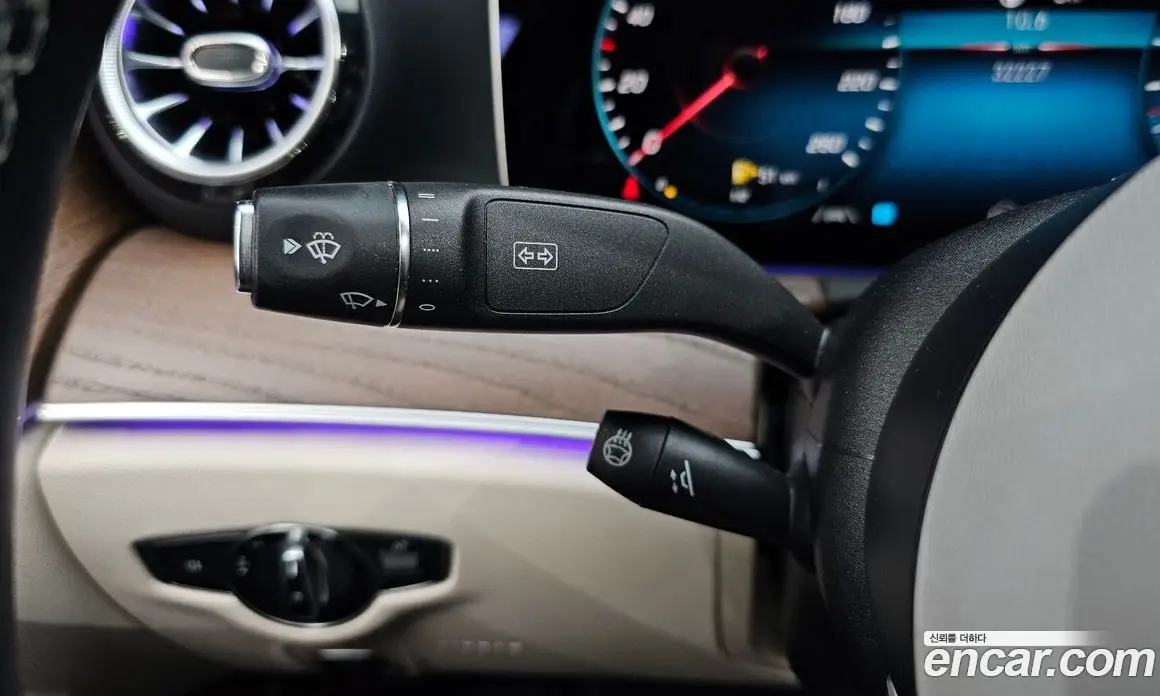 Mercedes-Benz E-Class 2022 2.0 автомат (гидро), фото 21 Mercedes-Benz E-Class 2022 2.0 автомат (гидро), фото 21