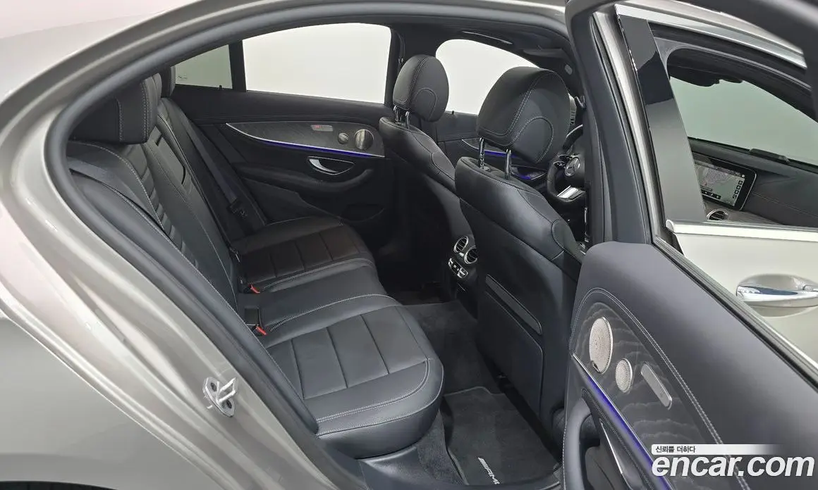 Mercedes-Benz E-Class 2022 2.0 автомат (гидро), фото 17 Mercedes-Benz E-Class 2022 2.0 автомат (гидро), фото 17