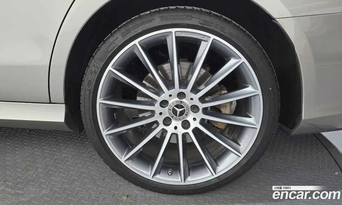 Mercedes-Benz E-Class 2022 2.0 автомат (гидро), фото 7 Mercedes-Benz E-Class 2022 2.0 автомат (гидро), фото 7