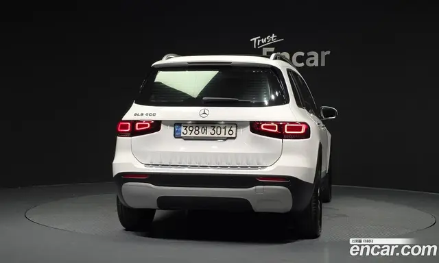 Mercedes-Benz GLB-Class 2021 1.9 автомат (гидро), миниатюра 4 Mercedes-Benz GLB-Class 2021 1.9 автомат (гидро), миниатюра 4