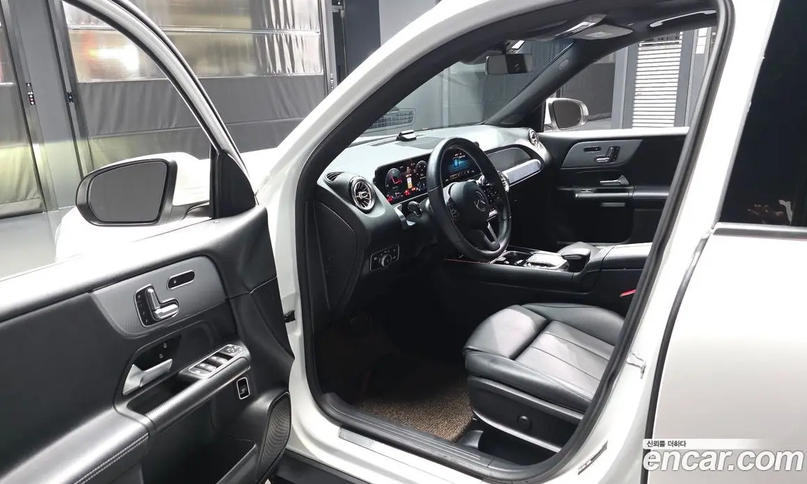 Mercedes-Benz GLB-Class 2021 1.9 автомат (гидро), фото 10 Mercedes-Benz GLB-Class 2021 1.9 автомат (гидро), фото 10