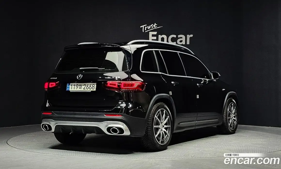 Mercedes-Benz GLB-Class 2022 2.0 автомат (гидро), фото 2 Mercedes-Benz GLB-Class 2022 2.0 автомат (гидро), фото 2