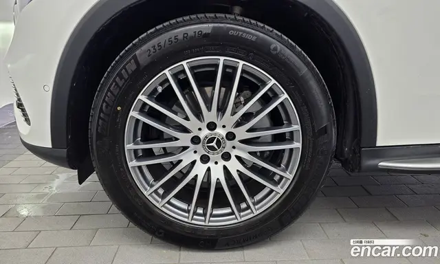 Mercedes-Benz GLC-Class 2023 2.0 автомат (гидро), миниатюра 5 Mercedes-Benz GLC-Class 2023 2.0 автомат (гидро), миниатюра 5