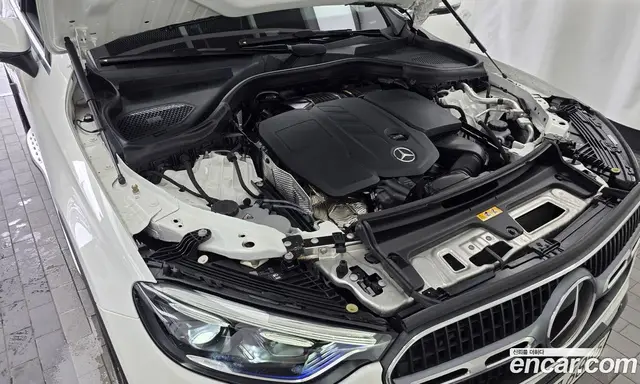 Mercedes-Benz GLC-Class 2023 2.0 автомат (гидро), миниатюра 6 Mercedes-Benz GLC-Class 2023 2.0 автомат (гидро), миниатюра 6