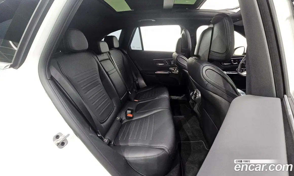 Mercedes-Benz GLC-Class 2024 2.0 автомат (гидро), фото 17 Mercedes-Benz GLC-Class 2024 2.0 автомат (гидро), фото 17
