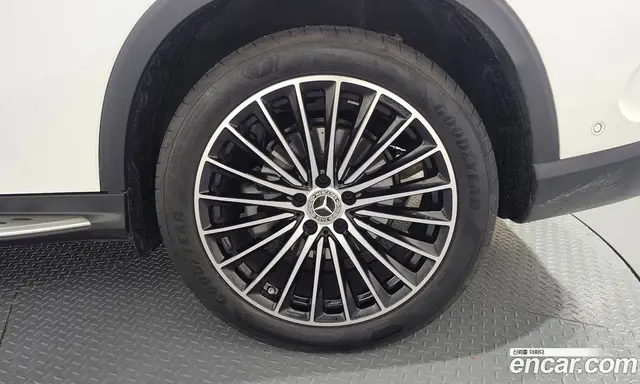 Mercedes-Benz GLC-Class 2024 2.0 автомат (гидро), миниатюра 7 Mercedes-Benz GLC-Class 2024 2.0 автомат (гидро), миниатюра 7