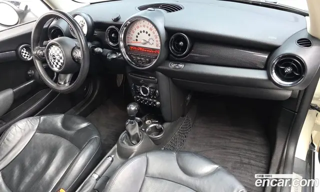 Mini Cooper 2010 1.6 автомат (гидро), миниатюра 7