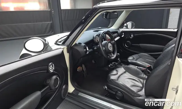 Mini Cooper 2010 1.6 автомат (гидро), миниатюра 10