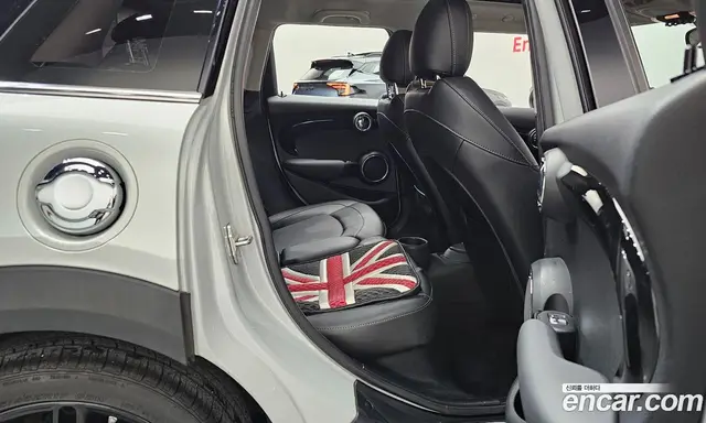 Mini Cooper 2016 2.0 автомат (гидро), миниатюра 11 Mini Cooper 2016 2.0 автомат (гидро), миниатюра 11