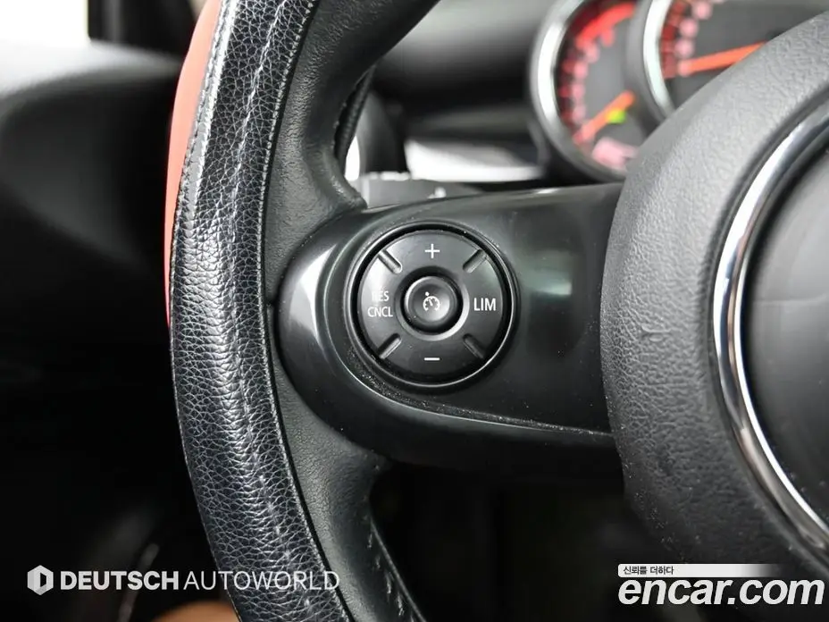 Mini Cooper 2016 1.5 автомат (гидро), фото 16