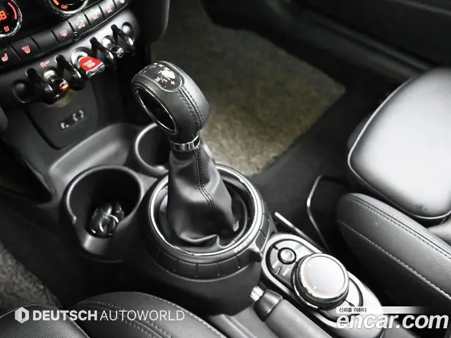 Mini Cooper 2016 1.5 автомат (гидро), миниатюра 9