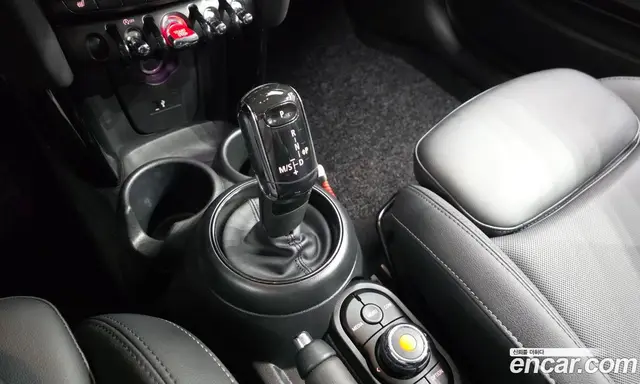 Mini Cooper 2022 1.5 автомат (гидро), миниатюра 12