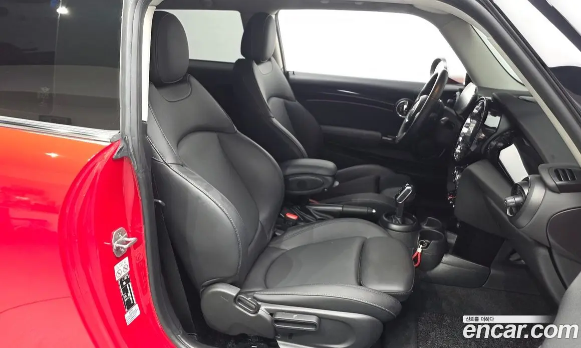 Mini Cooper 2022 1.5 автомат (гидро), фото 16 Mini Cooper 2022 1.5 автомат (гидро), фото 16