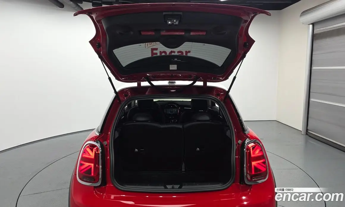 Mini Cooper 2022 1.5 автомат (гидро), фото 26 Mini Cooper 2022 1.5 автомат (гидро), фото 26