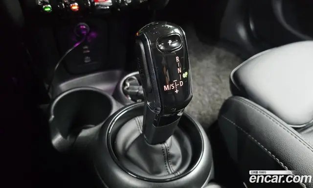 Mini Cooper 2024 1.5 автомат (гидро), миниатюра 12