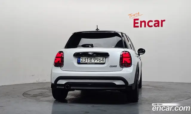 Mini Cooper 2024 1.5 автомат (гидро), миниатюра 4 Mini Cooper 2024 1.5 автомат (гидро), миниатюра 4