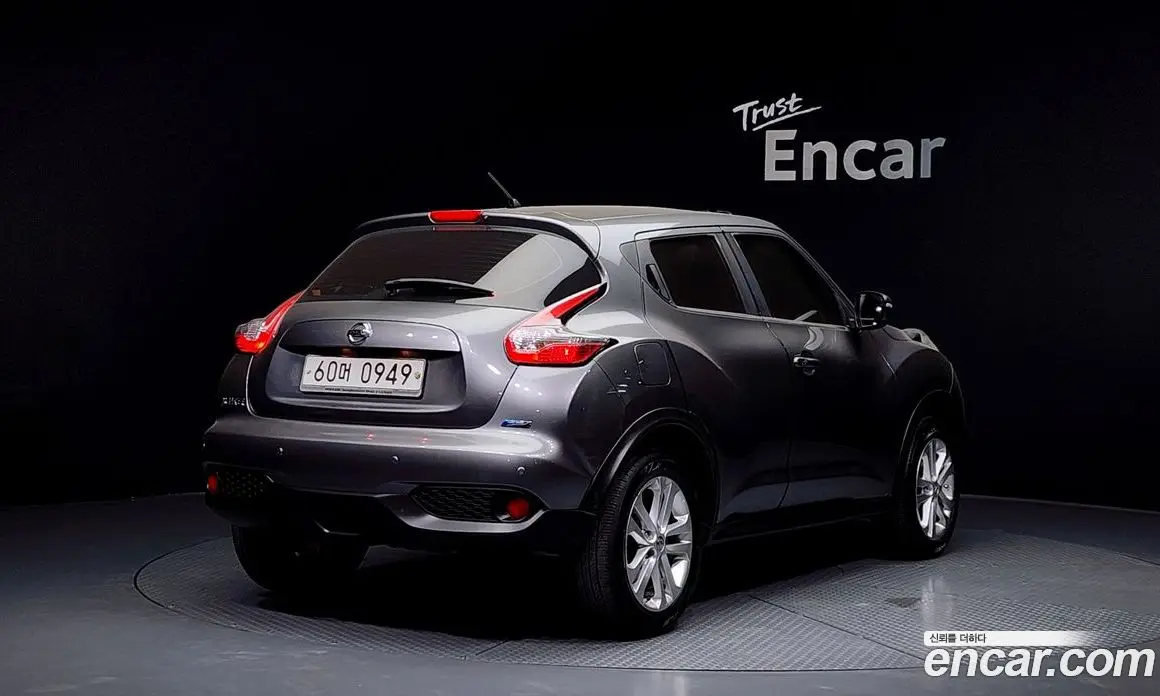 Nissan Juke 2015 1.6 автомат (гидро), фото 2 Nissan Juke 2015 1.6 автомат (гидро), фото 2