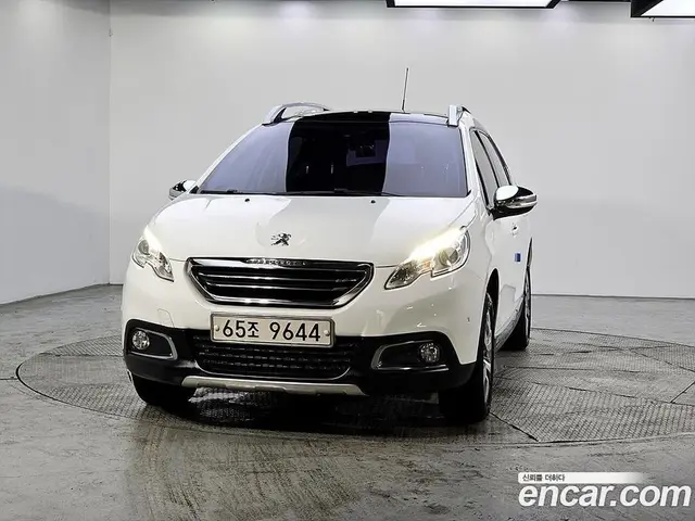 Peugeot 2008 2017 1.6 автомат (гидро), миниатюра 2 Peugeot 2008 2017 1.6 автомат (гидро), миниатюра 2