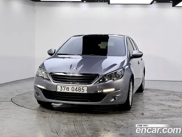 Peugeot 308 2015 1.6 автомат (гидро), миниатюра 2
